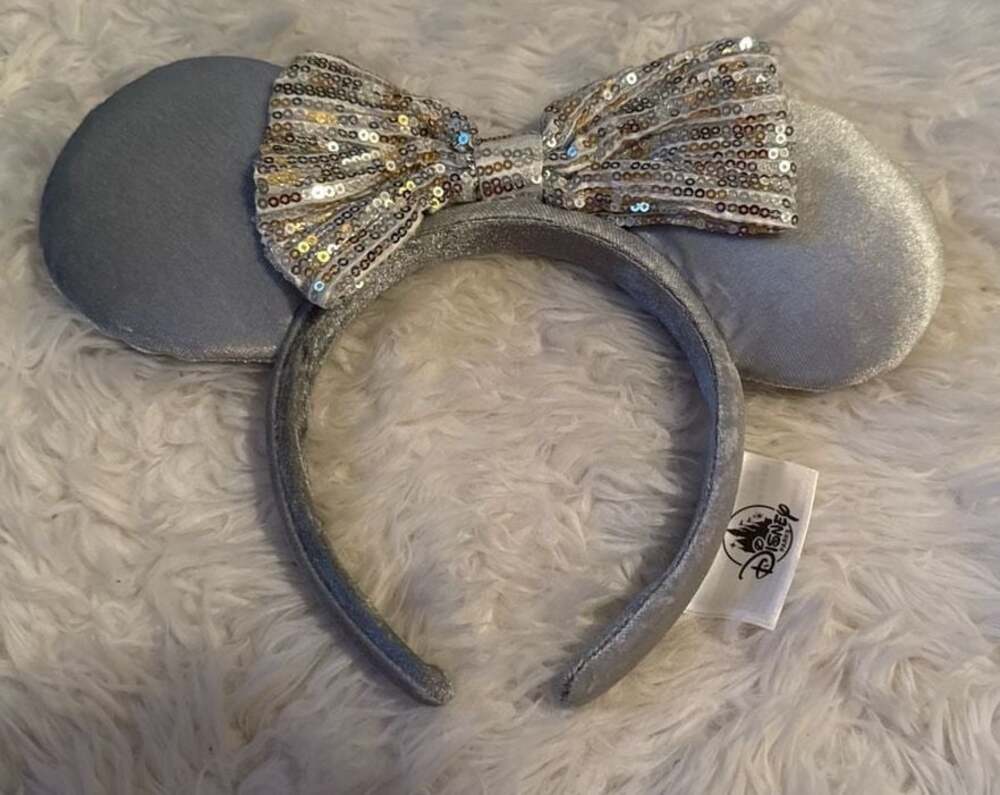Disney Parks Minnie Mouse Silver Velvet Sequin Bow Headband Ears